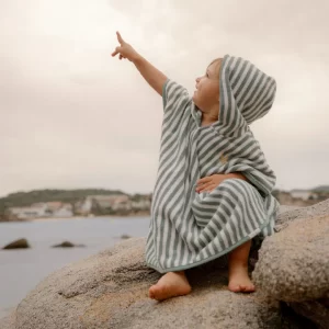 0028719 Badponcho Groen Maat One Size Seashells And Stripes