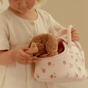 0030894 Knuffelhond In Bloementas Met Accessoires